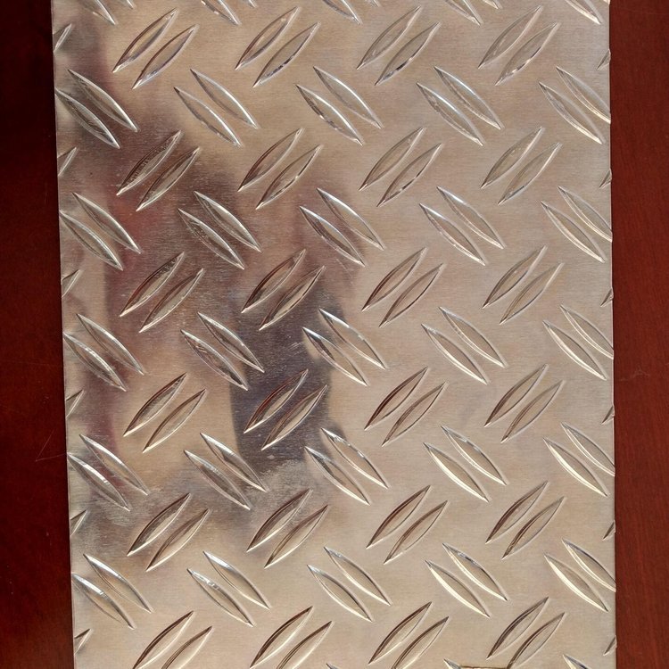 兩條筋花紋鋁板